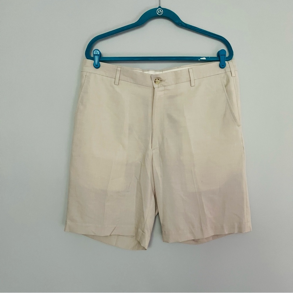 Berle Mens Light Tan Khaki Beige Summer Shorts size 38R